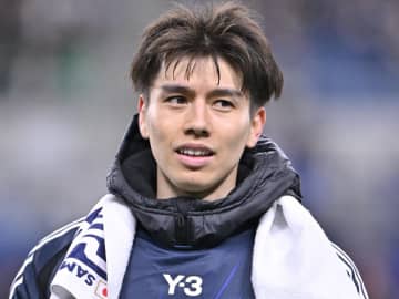 ｢なんでそこにおんねん｣リーズ田中碧が自慢の“ゴールの嗅覚”で決勝弾をねじ込む！｢FW並みの嗅覚｣｢予測力が凄い｣FA杯4回戦進出の立役者に