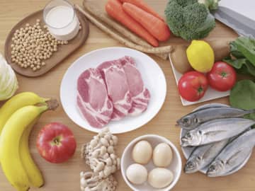 「たんぱく質は肉魚だけ」はNG？ 2種類あるたんぱく質をバランス良く摂るのが大切な理由【ひとり暮らしの栄養手帖】