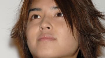 「全国の舞台で戦う高校生たちを年齢関係なく心から尊敬」「人生と青春を賭けて戦う高校生たち…何よりかっこいい」38歳人気アイドル、『冬の風物詩』に感銘！