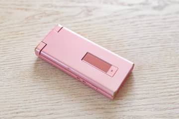 ガラケー時代、中高生の4人に1人が「待受けに設定していたもの」が判明…