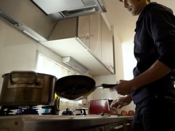 「とても重宝しています」年収380万円「家計がカツカツ」な40歳男性が見つけた“特に安い”食材