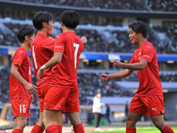 神村学園が悲願の選手権初優勝！ 日髙元、堀ノ口瑛太、佐々木悠太のゴールで鹿島学園に３－０勝利！ インターハイとの夏冬２冠を達成