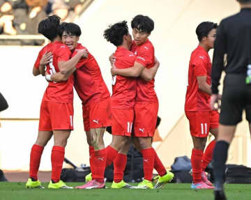 「上手いし強いな」「福島選手イニエスタやん」“夏冬”２冠！ 選手権初優勝の神村学園に反響続々「組織の練度が凄いな」