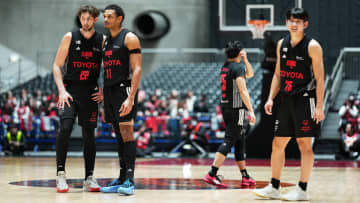 【バスケ天皇杯】アルバルク東京が14年ぶり3回目の優勝　シーホース三河とのシーソーゲームの激戦を制す