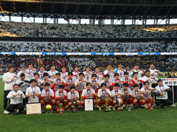 “夏冬2冠”達成の神村学園・有村監督「今まで神村学園をつないで来てくれた多くの先輩たちが少しずつ進めてくれた結果」