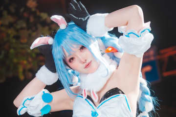 【コスプレ】1月12日は「ホロライブ」兎田ぺこらの誕生日！通常衣装からキョンシーまでキュートすぎる美女レイヤーまとめ【写真36枚】