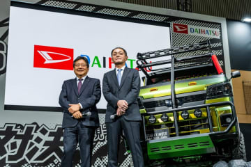 【TAS 2026】「モリゾウさんは嫌な人だ」 ダイハツが親会社トヨタに挑んだ“下剋上”の軽トラ喧嘩