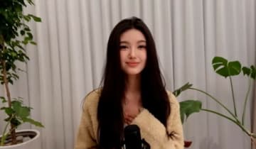 「NewJeans」“脱退”DANIELLE、涙で胸中告白 「メンバーと一緒にいるため最後まで闘った…ここからが始まり」