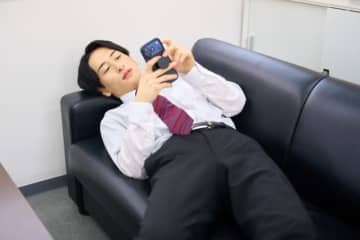 営業車で昼寝、ゲーセンで暇つぶし…かつて「静かな退職」を実践していた40代男性の回想