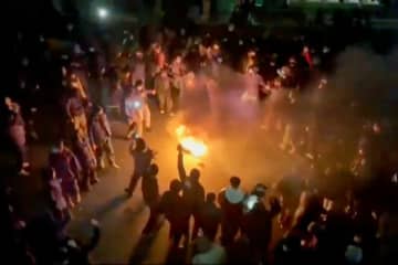 【分析】イラン政権の権力掌握、かつてないほど脆弱に