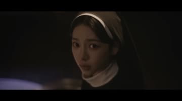 「こんな姿は初めて」 aespaのカリナ、大バズりした映像作品のオフショットが話題に「早くドラマに出て」