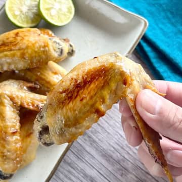 【手羽先が高級焼き鳥になっちゃった】肉をぬか床につけて焼くだけ！意外な調理法に一口食べたらビックリした