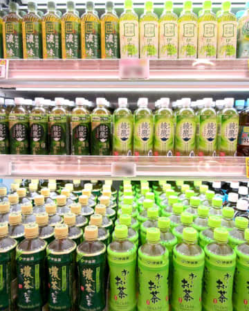 緑茶飲料 単価アップが急務 背景に茶葉急騰と価格競争