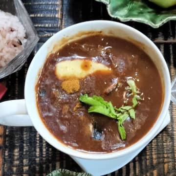 簡単！手抜きカレー！コク旨カレー！イタリアンカレー！レトルトカレー×洋風鯖缶×バター香るチーズ！