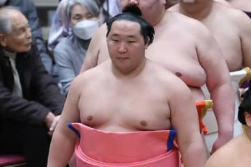 「これが噂の…」大相撲国技館に突然現れた“世界的大物の顔”に仰天「想像の100倍くらい派手」