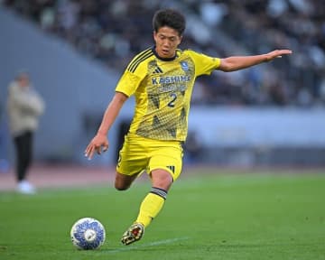大会を通じて「攻撃面では成長できた」。鹿島学園DF秋山龍詠が覚えた充実感や達成感。新たな発見もさらなる成長の糧に【選手権】