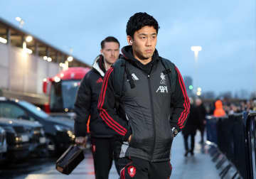 足首負傷の遠藤航がベンチ入り　出番なしも「予想以上に強力な布陣」と地元メディア