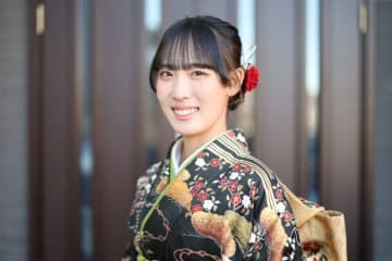 馬場咲希が豪華振り袖を披露　はたちの集いに出席「夢に向かって進み続けます」