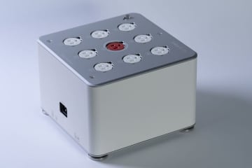 光城精工、仮想アース技術も応用した“革新的パワーコンディショナ”「Joker8+VPs」。限定25台