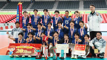 【春高バレー】金蘭会が7年ぶり4回目の優勝「最後の試合を最高の結果で終えることができました」公式SNSで感謝伝える　頑張った高校生らの輝く笑顔