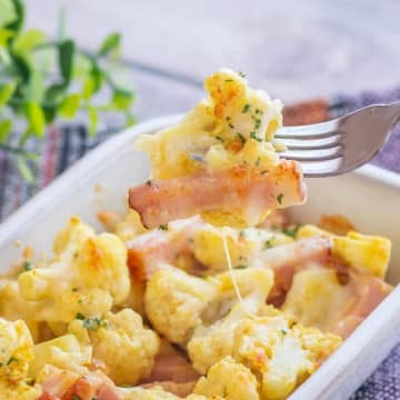 【カリフラワーにこんな食べ方あったんだ】調味料3つで味が決まる！野菜嫌いの子どもも食べた「カリフラワーのカレーマヨチーズ焼き」のレシピ