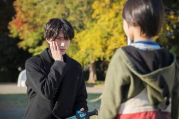 「プロポーズの前に、まずは知人です！」小春（豊嶋花）と黒崎さん（山中柔太朗）は知人になったものの…　『黒崎さんの一途な愛がとまらない』第2話あらすじ