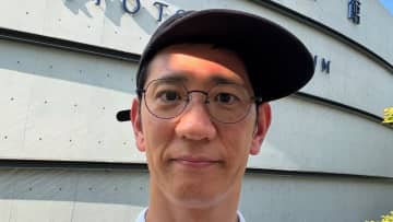 「お子さん可愛い」アンタッチャブル柴田 愛娘を抱っこした親子ショット公開！“英才教育”で箱根駅伝を沿道から応援する姿に「将来が楽しみ」