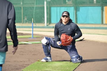 【巨人】甲斐拓也が自主トレ〝合宿〟を公開　ケガ乗り越え「自分の色を出す」「優勝しかない」