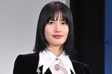 朝ドラ大河出演女優が30歳の誕生日を報告　橋本愛の近影に「ますます綺麗」「素敵な大人の女性に」の声