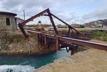 暴風で国史跡トラス橋倒壊、新潟　佐渡金銀山遺構の一つ