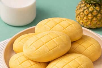 “野菜そっくり”韓国発もち米パン「ジョンナンミミョンガ」完熟パイナップルが登場、東京・大阪で