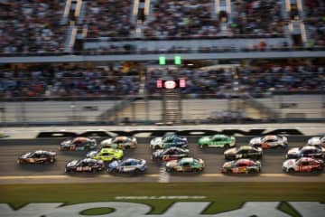 往年の『ザ・チェイス』が復活。最終10戦、上位16名によるポストシーズン形式を再導入へ／NASCAR