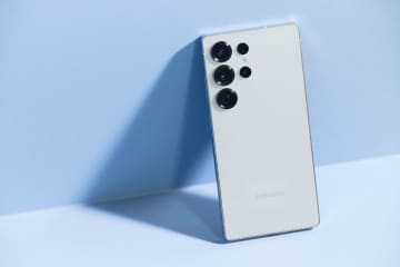 わずか30分で75％も！ 次期Galaxy S26 Ultra、現実味増す60W充電対応