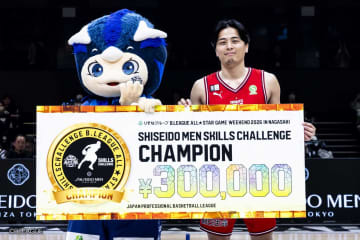 富樫勇樹、“スペシャルバッシュ”を武器にノーミスで２度目の優勝[SHISEIDO MEN SKILLS CHALLENGE]