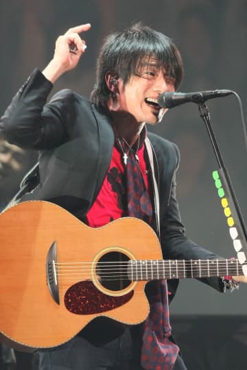 Mr.Children・桜井和寿、『CDTV』出演も“ほっそり激変”に衝撃…テレビ