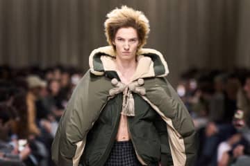 ディオール 2026-27年冬コレクション - 現代に蘇る貴族、ポール・ポワレのエッセンスを取り入れて