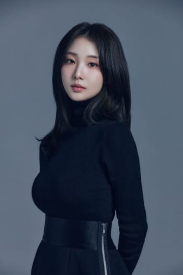 今月の少女（LOONA）出身ヨジン、新たな事務所と専属契約を締結「多様