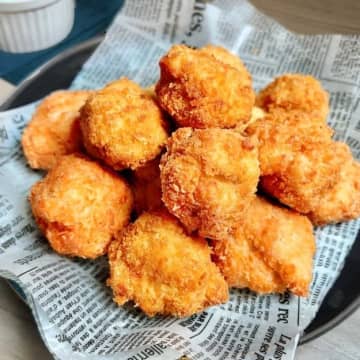 【鶏むね肉が激変】身近な食材を混ぜるだけ、ザクじゅわ食感がたまらん「究極の鶏唐レシピ」3選