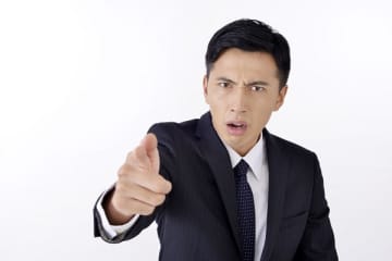 社長の「ハッキリ言っていいよ」は罠だった！ 冷静に提言したら逆ギレされて怒鳴り散らされた男性の失望