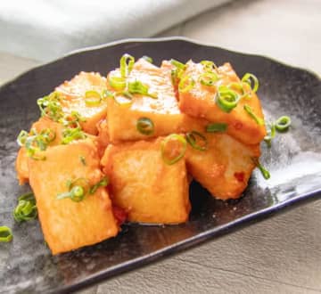 【エビなしでこの満足感】香ばしい厚揚げ！節約なのにコクじゅわごちそう級チリマヨレシピ