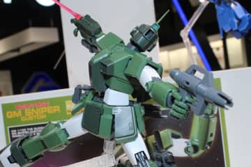 懐かしいデザインのパッケージで登場！ 「MG 1/100 ガンダムベース限定