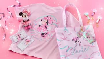 ミニーがアイドルに♪ ミッキーは全力ペンラで推し活!? 猛烈かわいい新