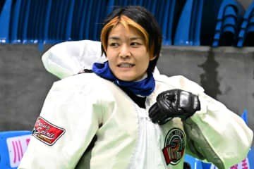 元AAA・伊藤千晃、9歳長男が武道館の舞台に立ったと明かす 自身は19歳