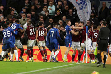 元AAA・伊藤千晃、9歳長男が武道館の舞台に立ったと明かす 自身は19歳