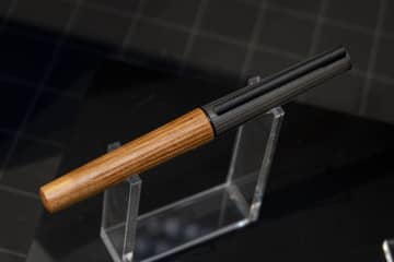 コクヨ、高級筆記具「KOKUYO WP」木軸モデル　300本限定