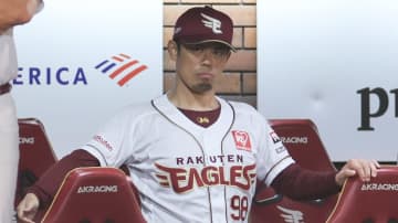楽天痛恨...“落球”で逆転許す　ロッテとの直接対決は2点ビハインドで5回終了