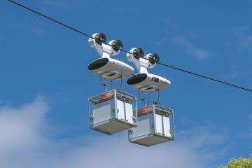 空中配送ロボが市道を横断 パナ・東急らが実証配送ルート拡大
