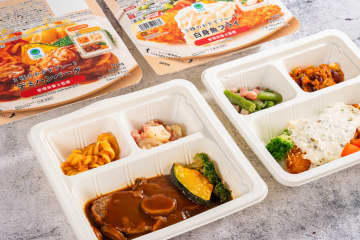 ファミマ、"ウェルパ"志向の冷凍食品「デミハンバーグ」と「白身魚フライ」