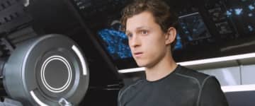 『スパイダーマン:ファー・フロム・ホーム』より - (c) 2019 Columbia Pictures Industries, Inc. All Rights Reserved. MARVEL and all related character names: (c) & TM 2019 MARVEL.
