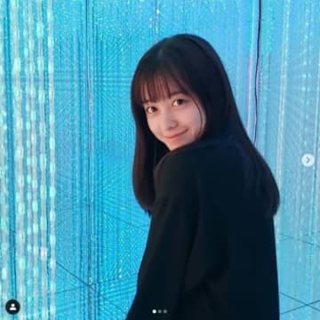 上佐藤 栞里 壁紙 最高の花の画像